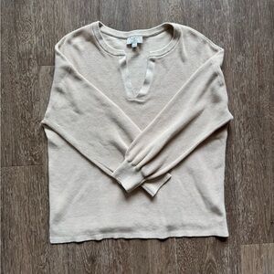 LOFT Textured Cream V-Neck/Jersey Split balloon sleeve Sweater